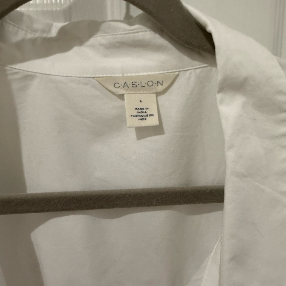 Nordstrom Caslon White Casual Button Down Shirt L NWOT - Picture 2 of 4